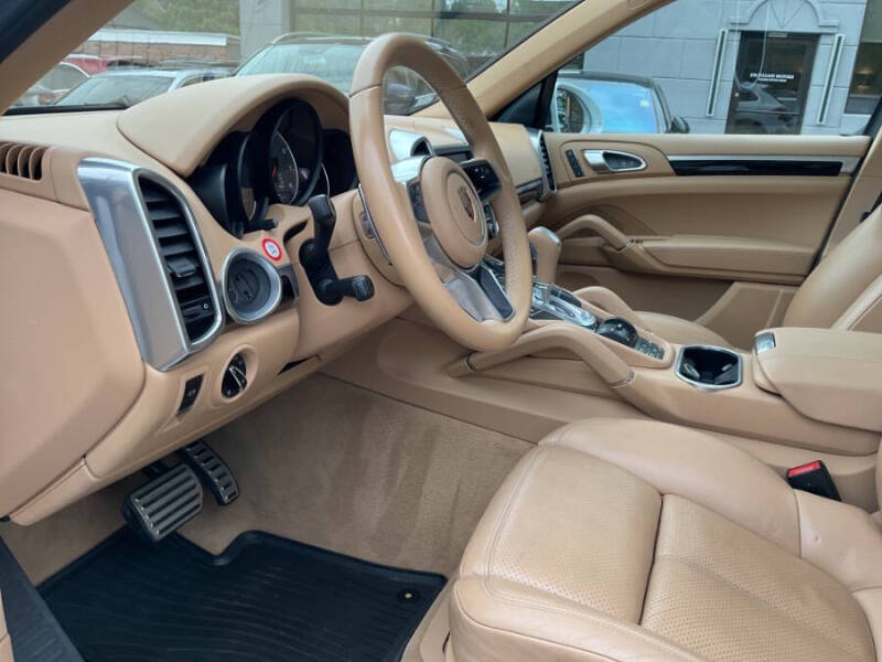 2016 Porsche Cayenne S