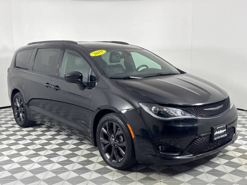 2019 Chrysler Pacifica Touring L Plus