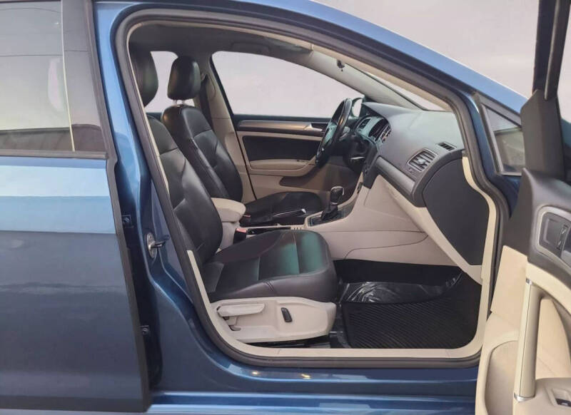 2016 Volkswagen Golf