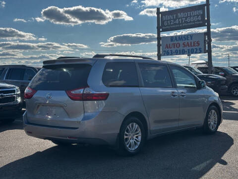 2017 Toyota Sienna Limited Premium 7-Passenger