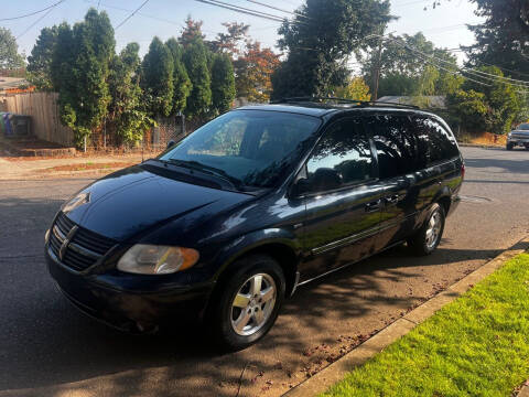 2007 Dodge Grand Caravan for sale at Blue Line Auto Group in Portland OR