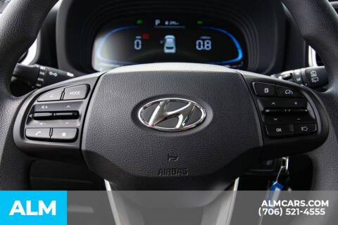 2025 Hyundai Venue SE