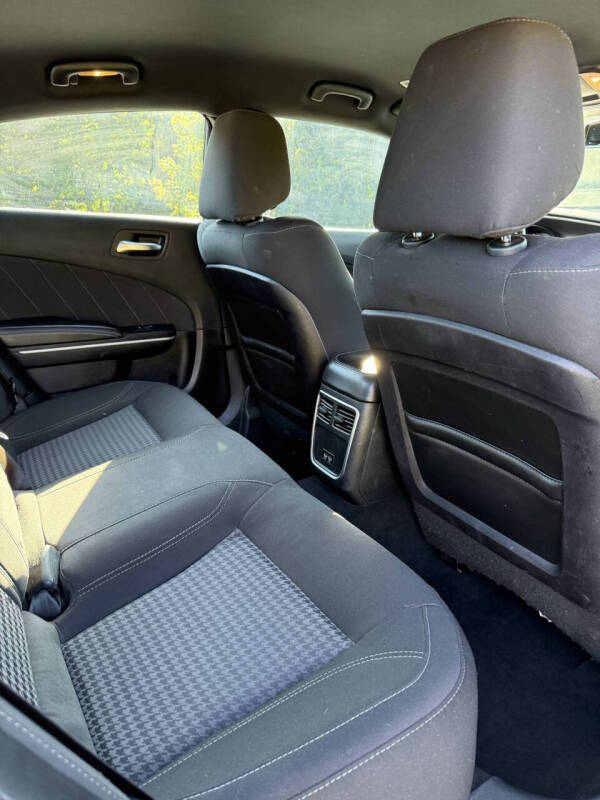 2019 Dodge Charger SXT