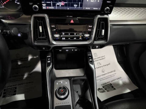 2022 Kia Sorento Hybrid EX