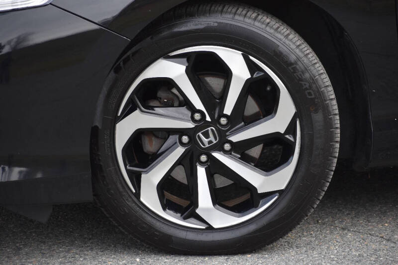 2017 Honda Accord EX-L V6 w/Navi w/Honda Sensing