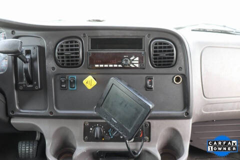 2018 Freightliner M2 106