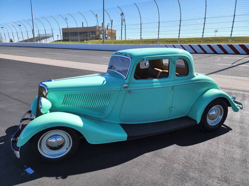1934 Ford 5 Window