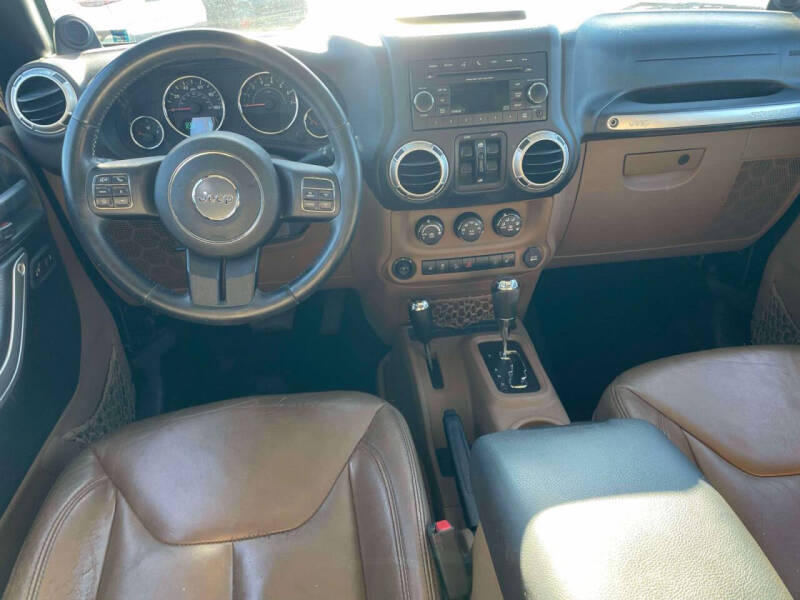 2013 Jeep Wrangler Unlimited Sahara