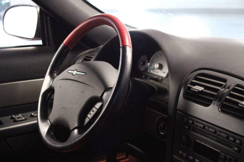 2005 Ford Thunderbird Deluxe