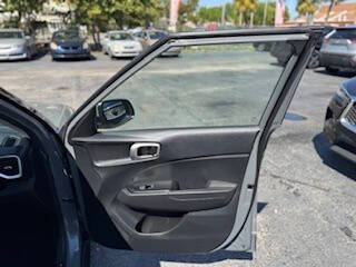 2023 Hyundai Venue SE