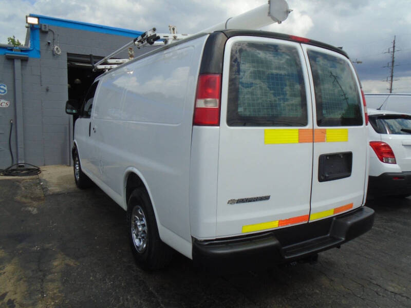 2013 Chevrolet Express 2500