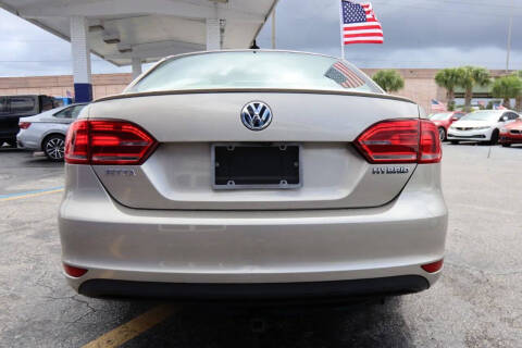 2013 Volkswagen Jetta Hybrid SEL Premium
