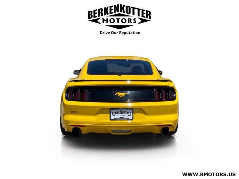 2017 Ford Mustang V6
