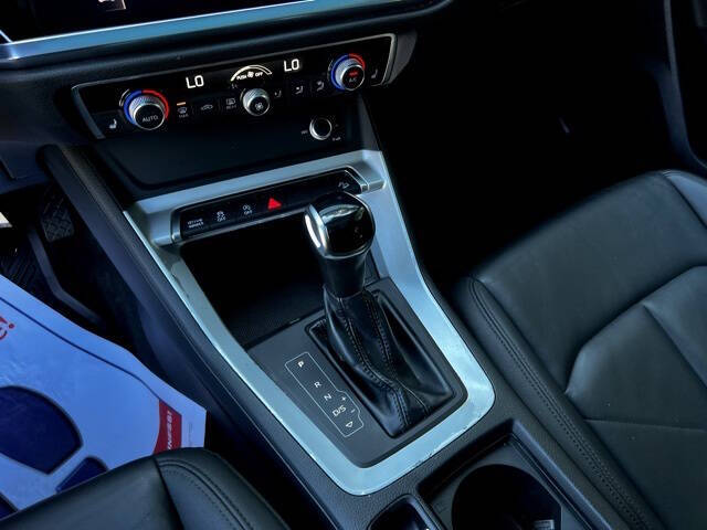 2021 Audi Q3 quattro Premium 40 TFSI