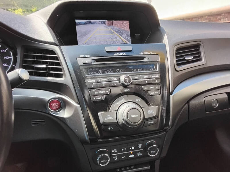 2013 Acura ILX 2.0L w/Tech