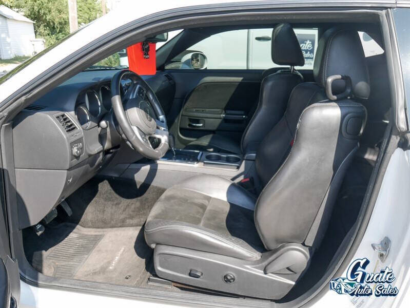 2014 Dodge Challenger SRT8