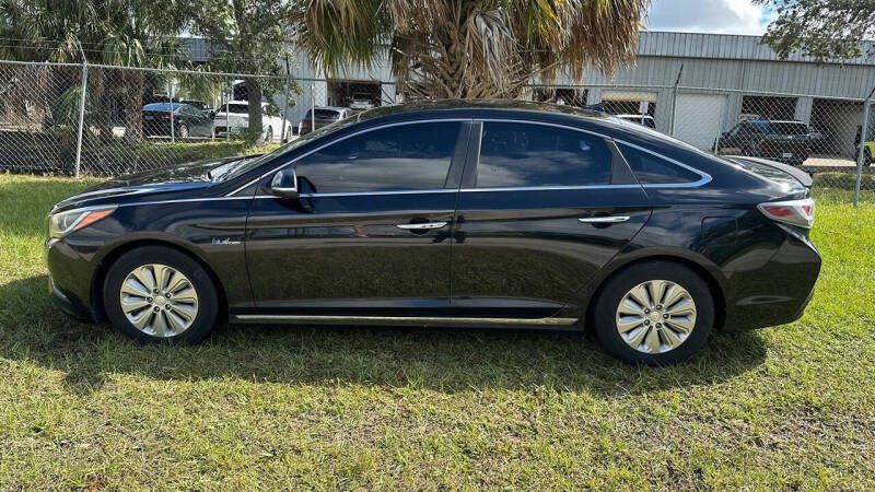 2017 Hyundai Sonata Hybrid SE