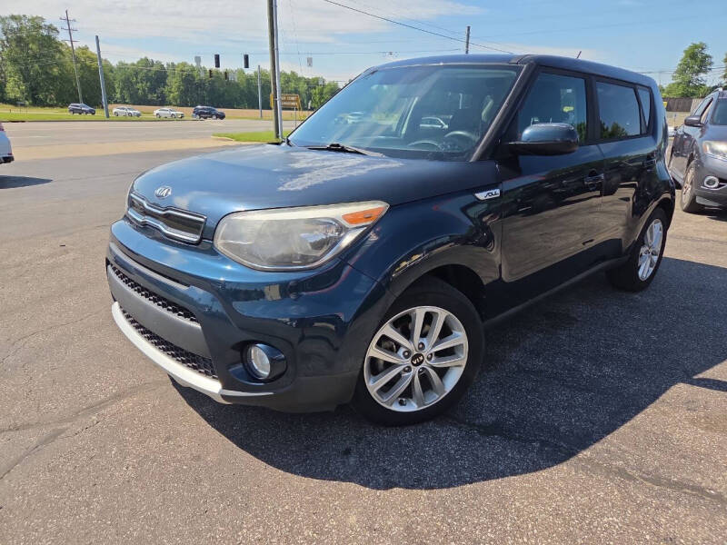 2017 Kia Soul +