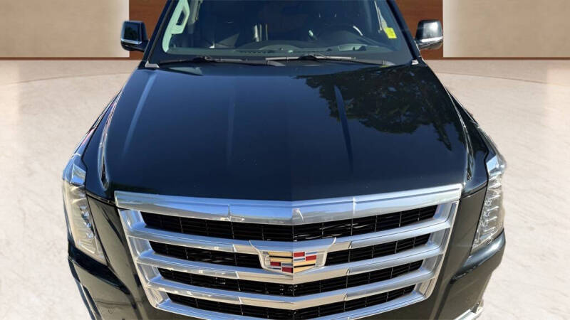 2020 Cadillac Escalade Luxury