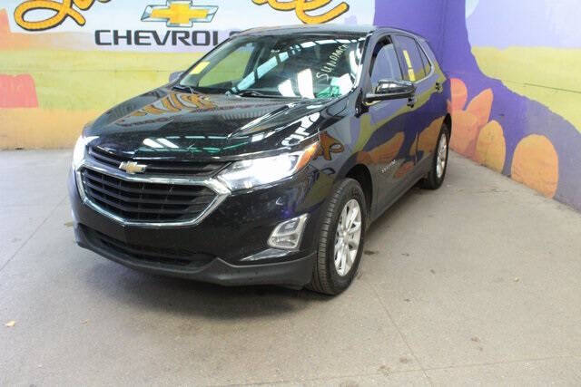 Used 2020 Chevrolet Equinox LT with VIN 2GNAXUEV4L6262425 for sale in Grand Ledge, MI