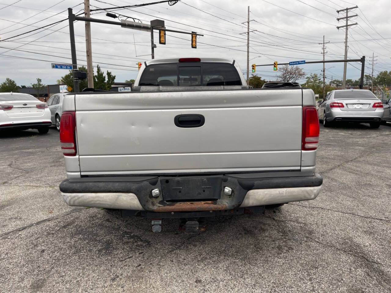 2002 Dodge Dakota for sale at AVS AUTO GROUP LLC in CLEVELAND, OH