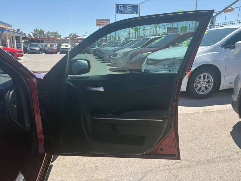 2018 Dodge Charger SXT