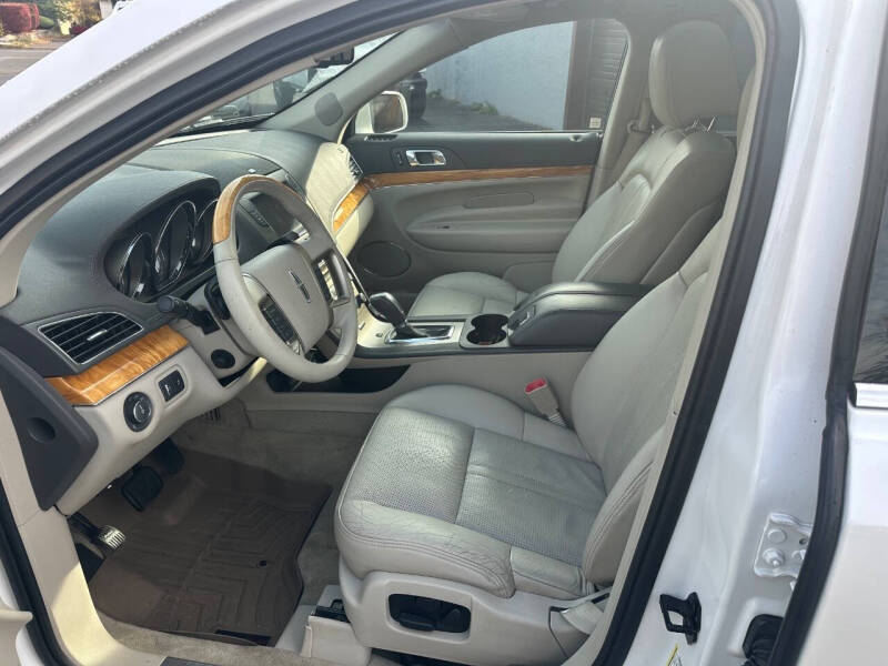 2010 Lincoln MKT EcoBoost