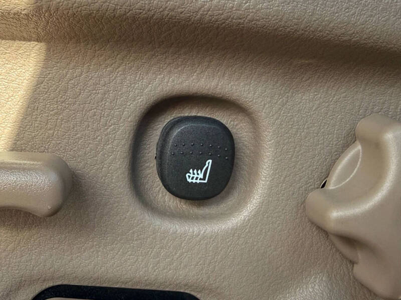 2004 Ford Explorer Limited