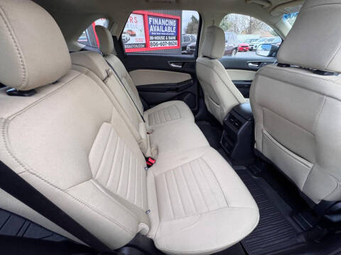 2020 Ford Edge SE