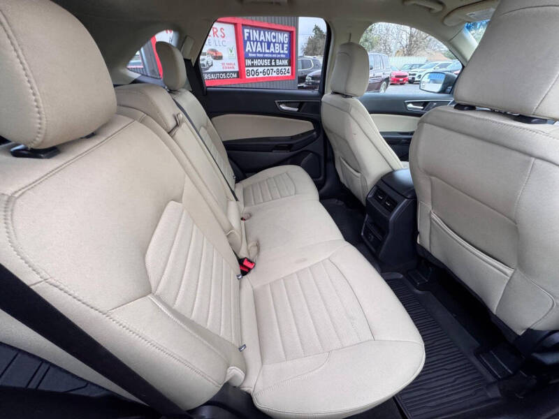 2020 Ford Edge SE