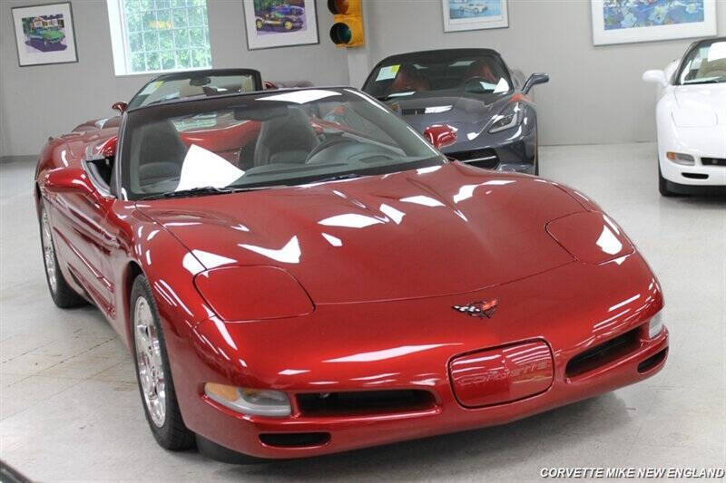 2004 Chevrolet Corvette 13
