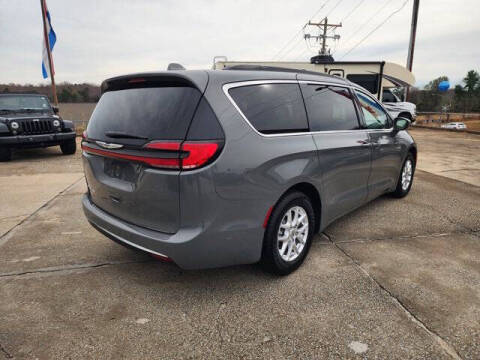 2022 Chrysler Pacifica Touring L