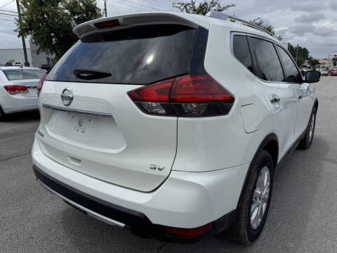 2017 Nissan Rogue SV