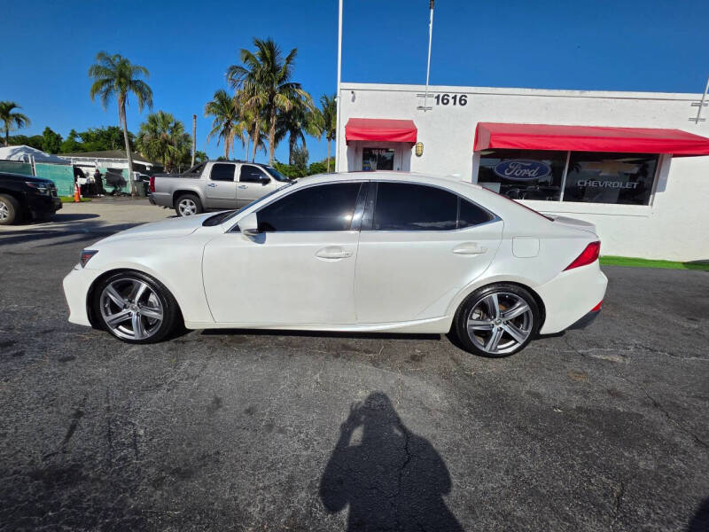 2017 Lexus IS 300