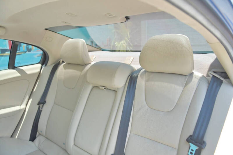 2014 Volvo S60 T5 Premier