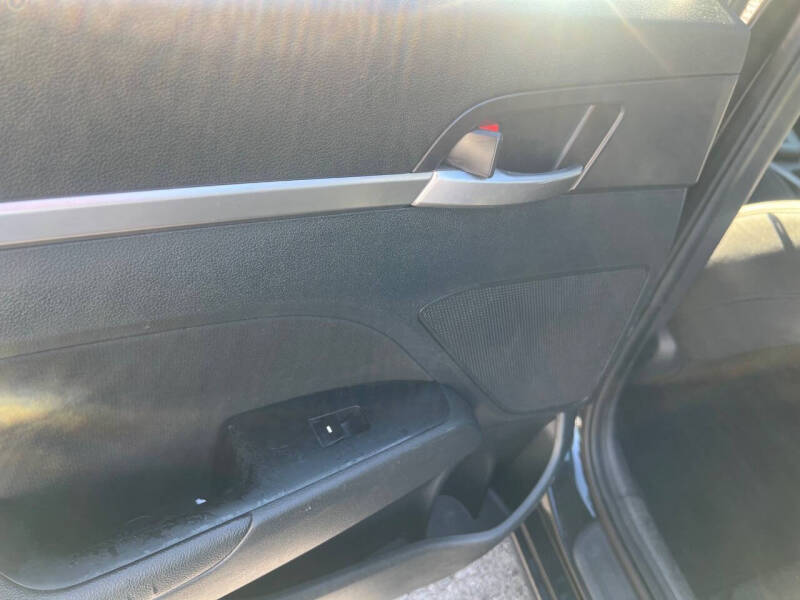 2020 Hyundai Elantra Value Edition