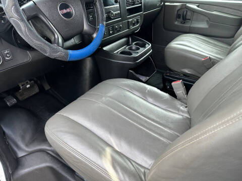 2015 GMC Savana 2500