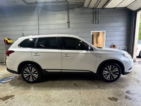 2020 Mitsubishi Outlander ES