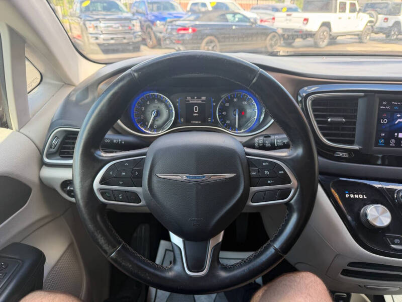 2018 Chrysler Pacifica Touring L