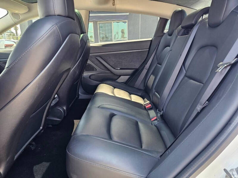 2020 Tesla Model 3 Standard Range Plus