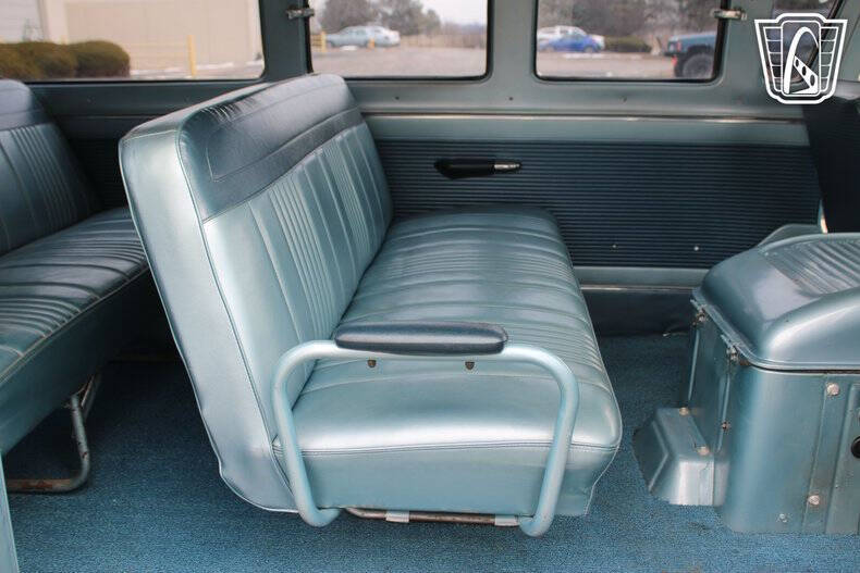 1967 Ford E-150