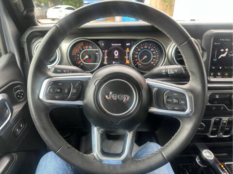 2023 Jeep Gladiator Overland