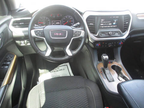 2017 GMC Acadia SLE-1