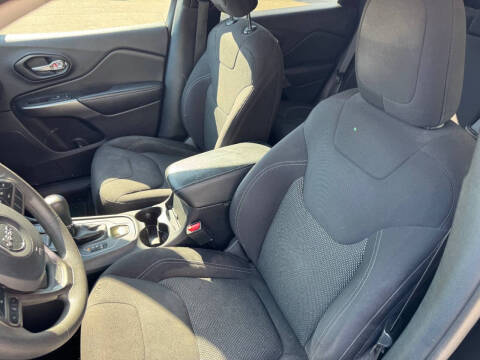 2021 Jeep Cherokee Latitude