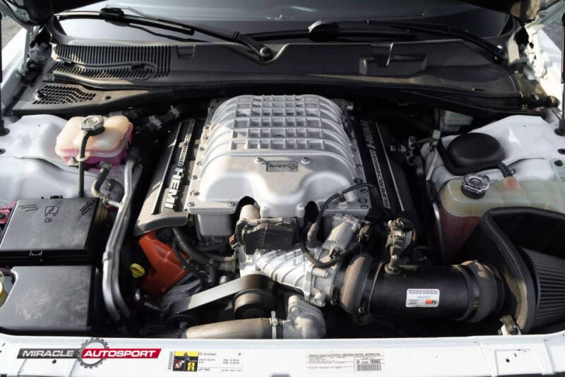 2015 Dodge Challenger SRT Hellcat