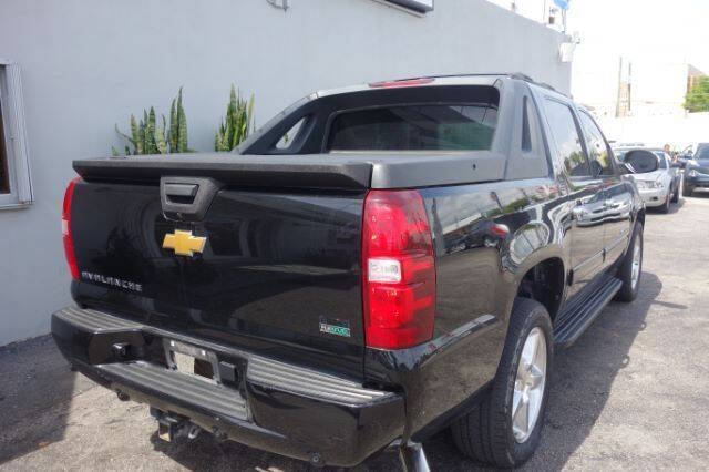 2012 Chevrolet Avalanche LT