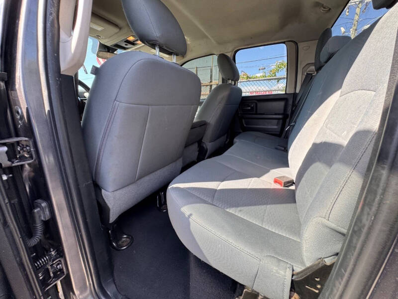 2018 RAM 1500 Express