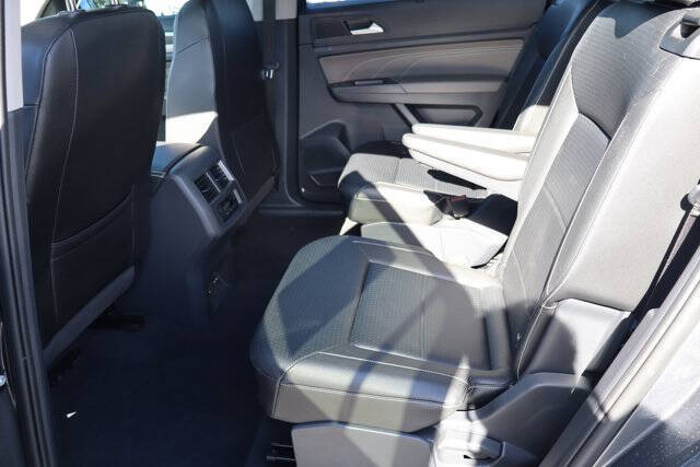 2023 Volkswagen Atlas V6 SE