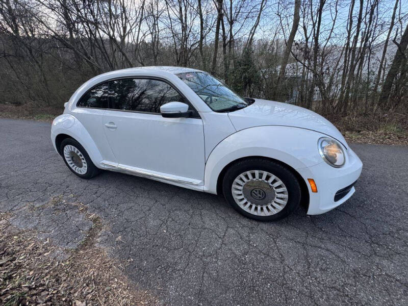 2015 Volkswagen Beetle 1.8's photo