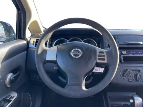 2008 Nissan Versa 1.8 S